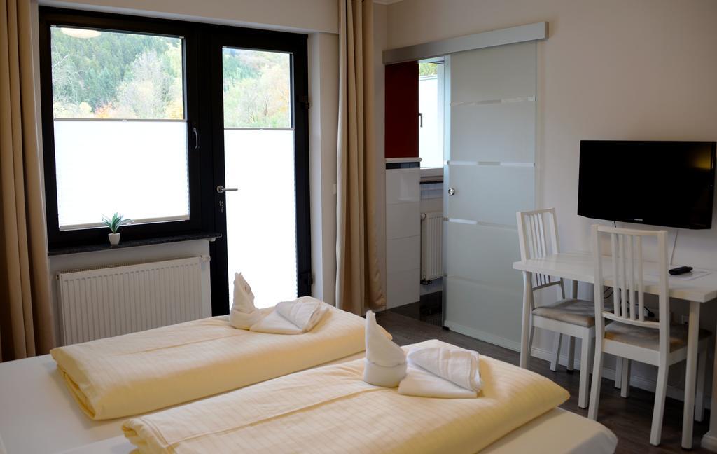 Pension Zur Schmiede Einruhr Exterior foto